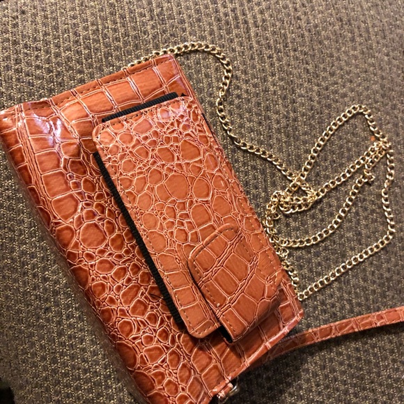 NWOT Cute faux crocodile crossbody purse - Picture 3 of 8